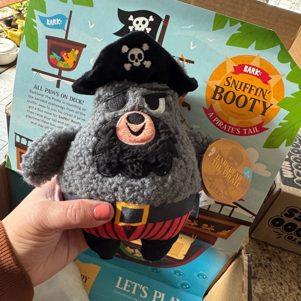 BARK Barkbear the Pirate
